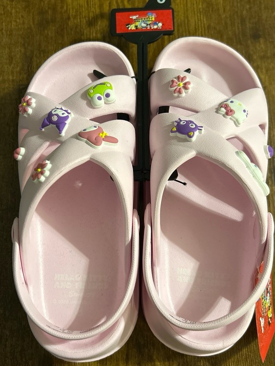 Sanrio Shoes - Women’s Sanrio Croc-Like Pink Slip-On Clogs with Decorative Charms Size 8